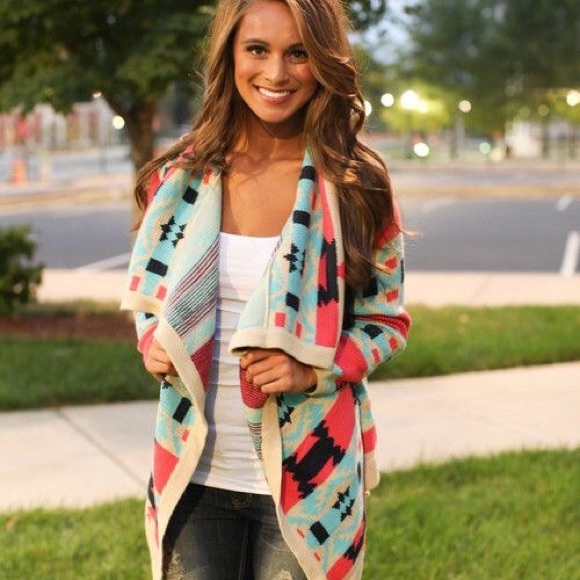 Sweaters - Tribal print cardigan